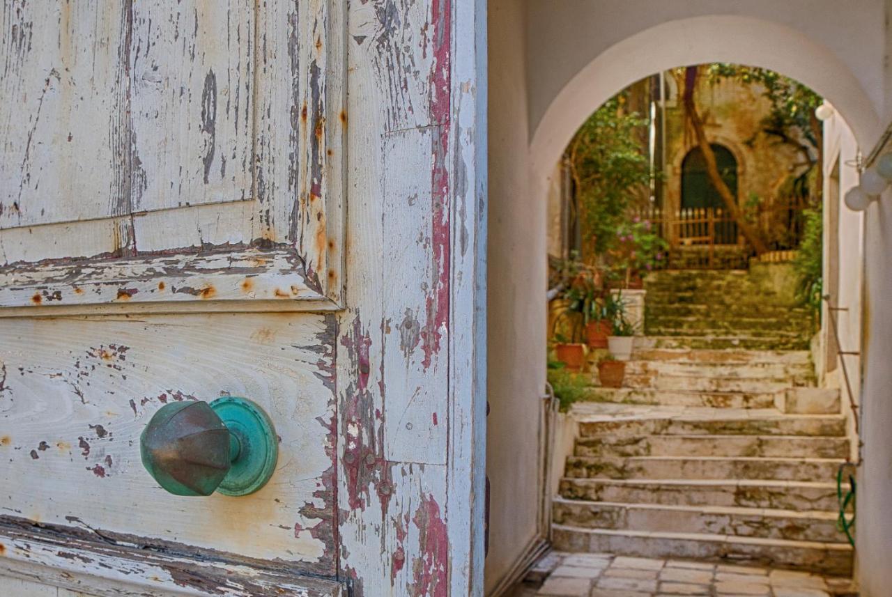 Effie'S Suites Old Town By Estia Corfu  Екстер'єр фото