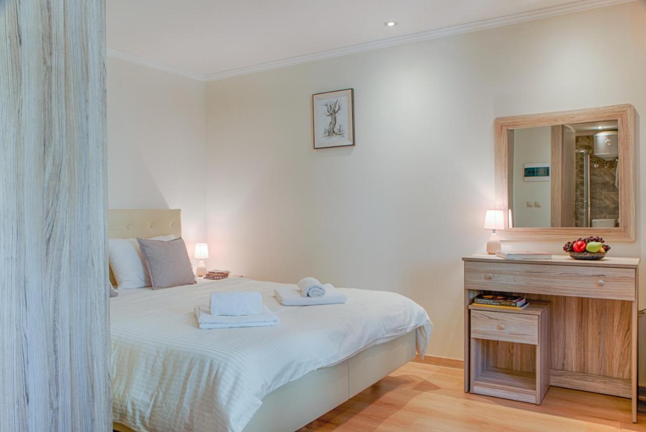 Effie'S Suites Old Town By Estia Corfu  Екстер'єр фото